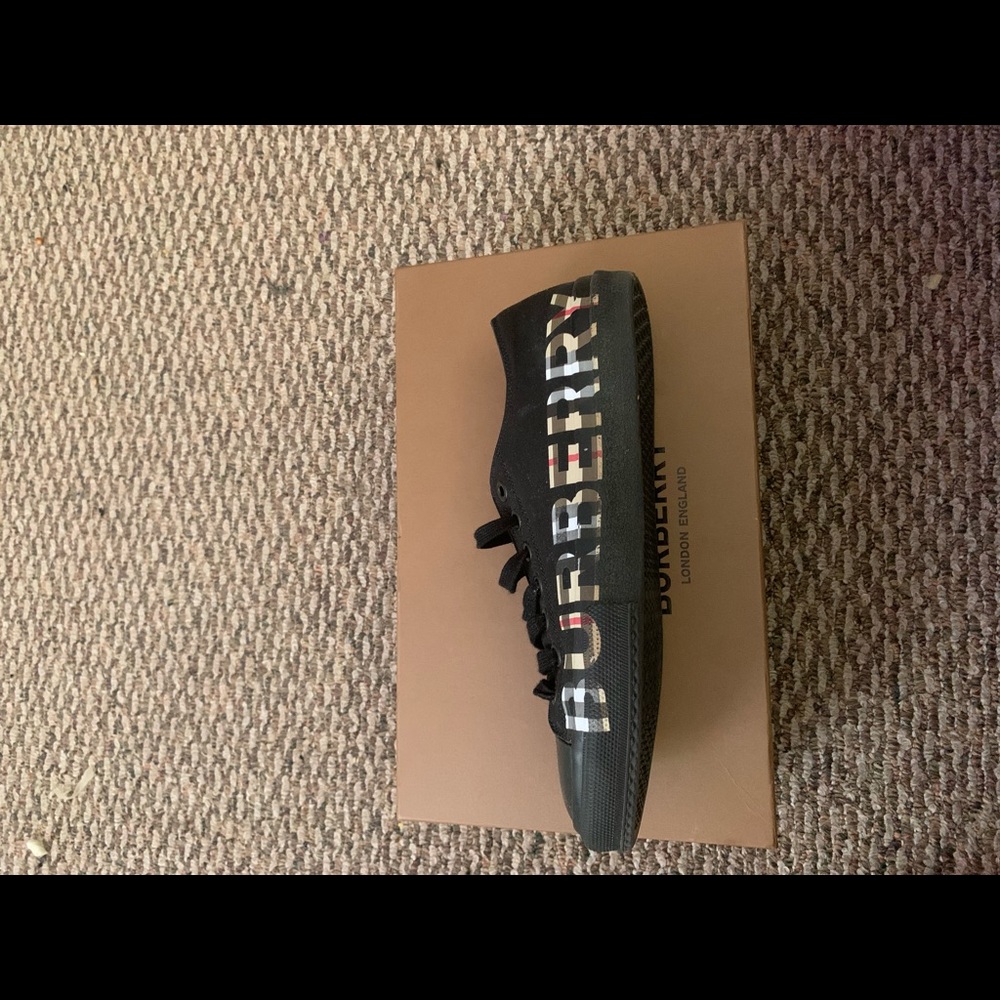 Men Burberry Sneaker. U.S. Size 10. Black with classic Burberry plaid. Like new.